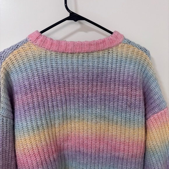 Hello Kitty x Forever 21 Pastel Rainbow Crewneck chunky  Sweater size M - Picture 8 of 13